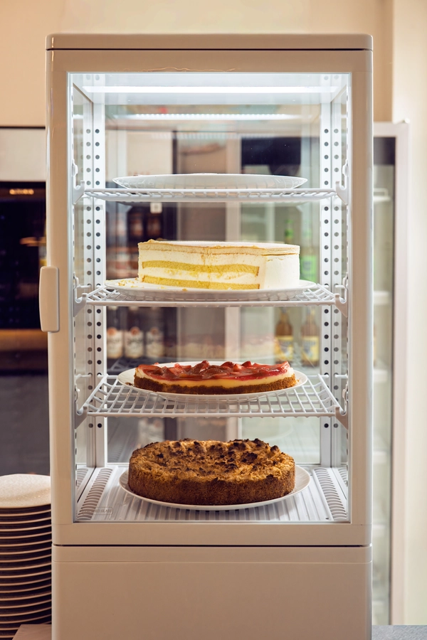 Unsere Kuchenvitrine